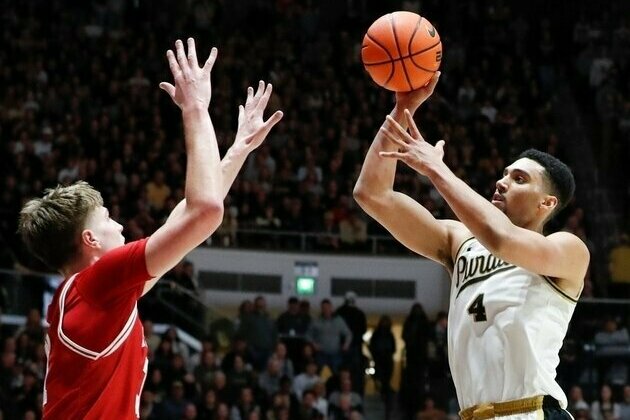 No. 13 Purdue in close pursuit of No. 14 Michigan St. in standings