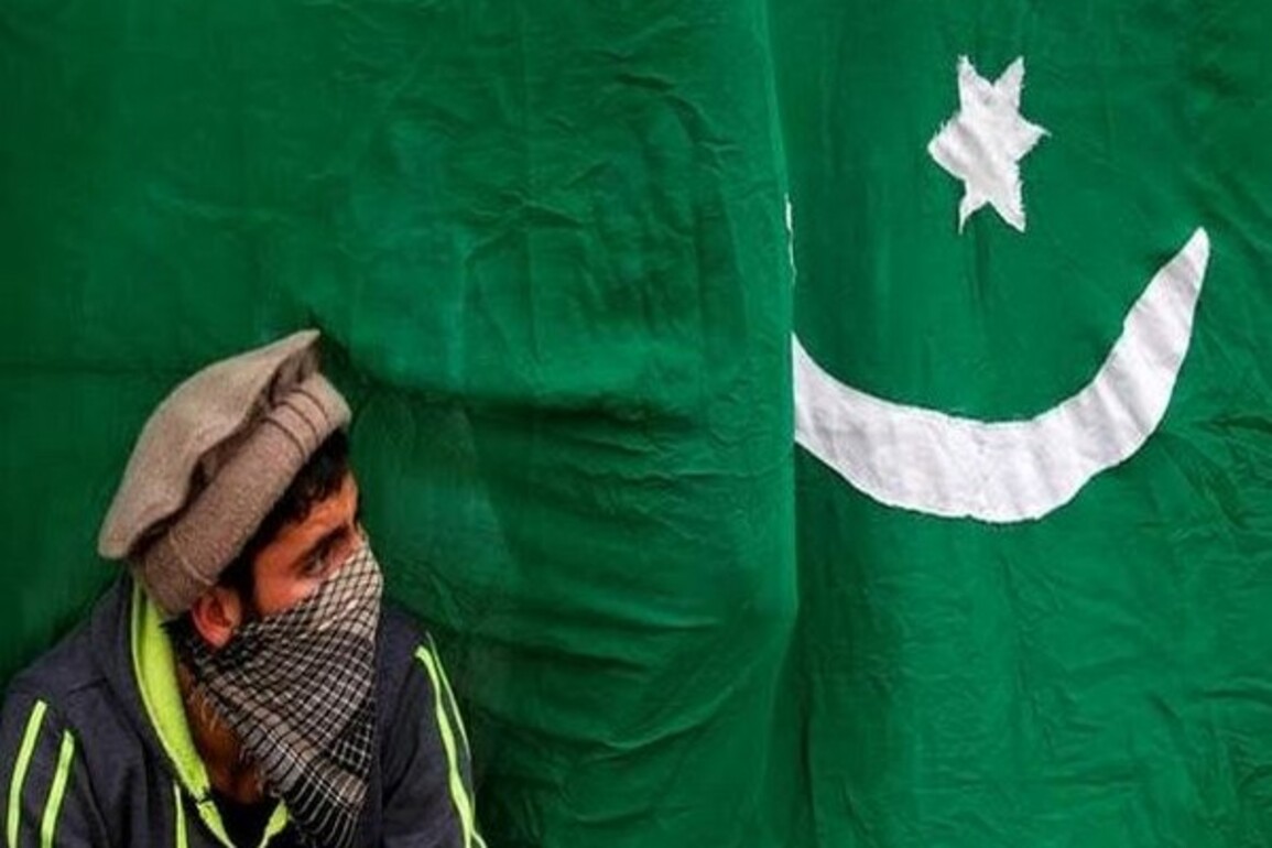 Pak's AG uncovers PKR 4.8 trillion in irregularities in counrty's power sector, urges stronger oversight