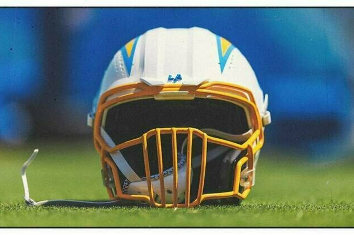 What's the Chargers Projected Win Total in 2025