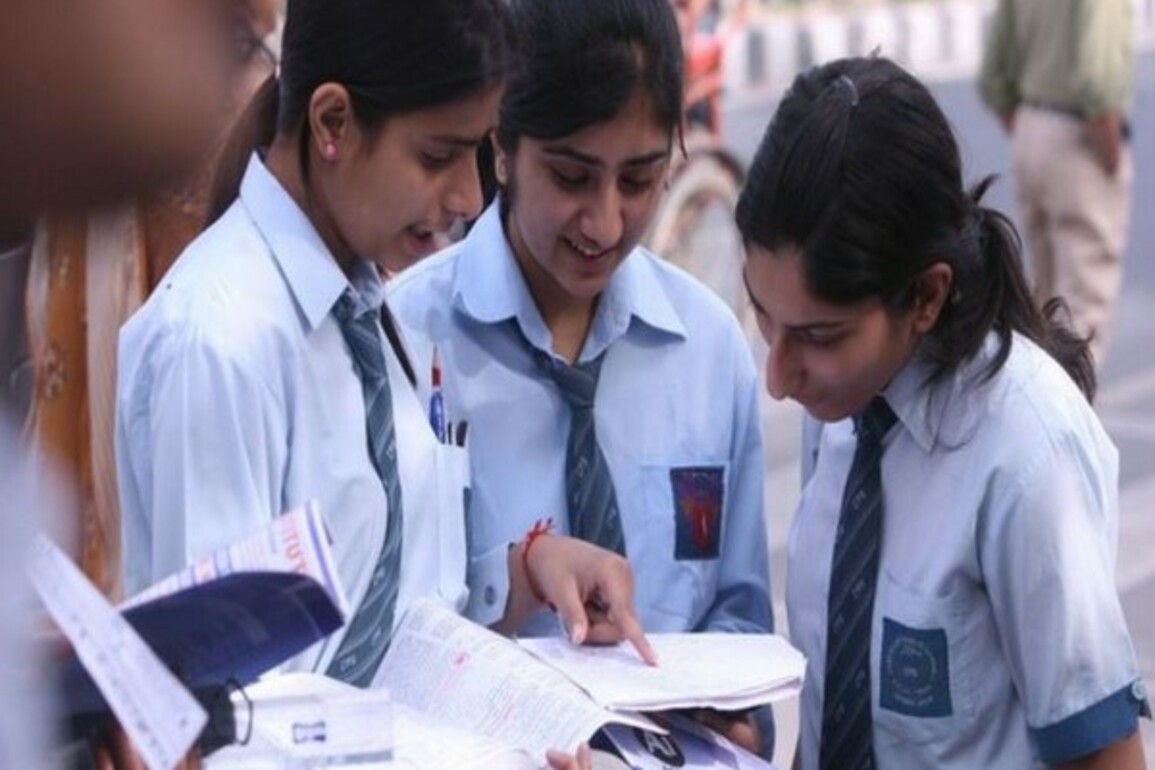 CBSE Class 12th results declared, 88.39 students percent pass exams