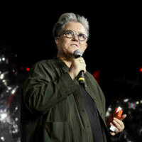 Trump threatens to strip citizenship of celebrity critic