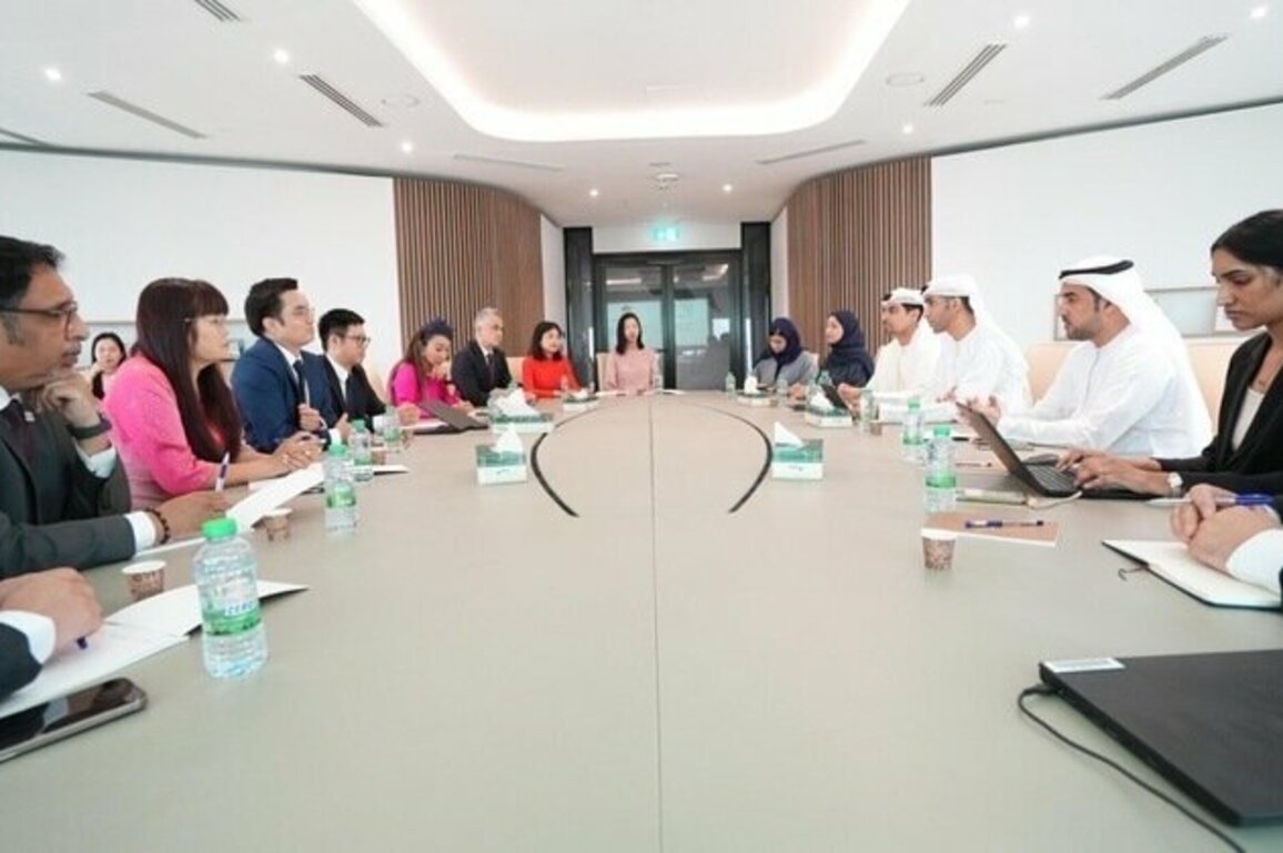 Minister of Foreign Trade discusses cooperation with Vietnam Business Council