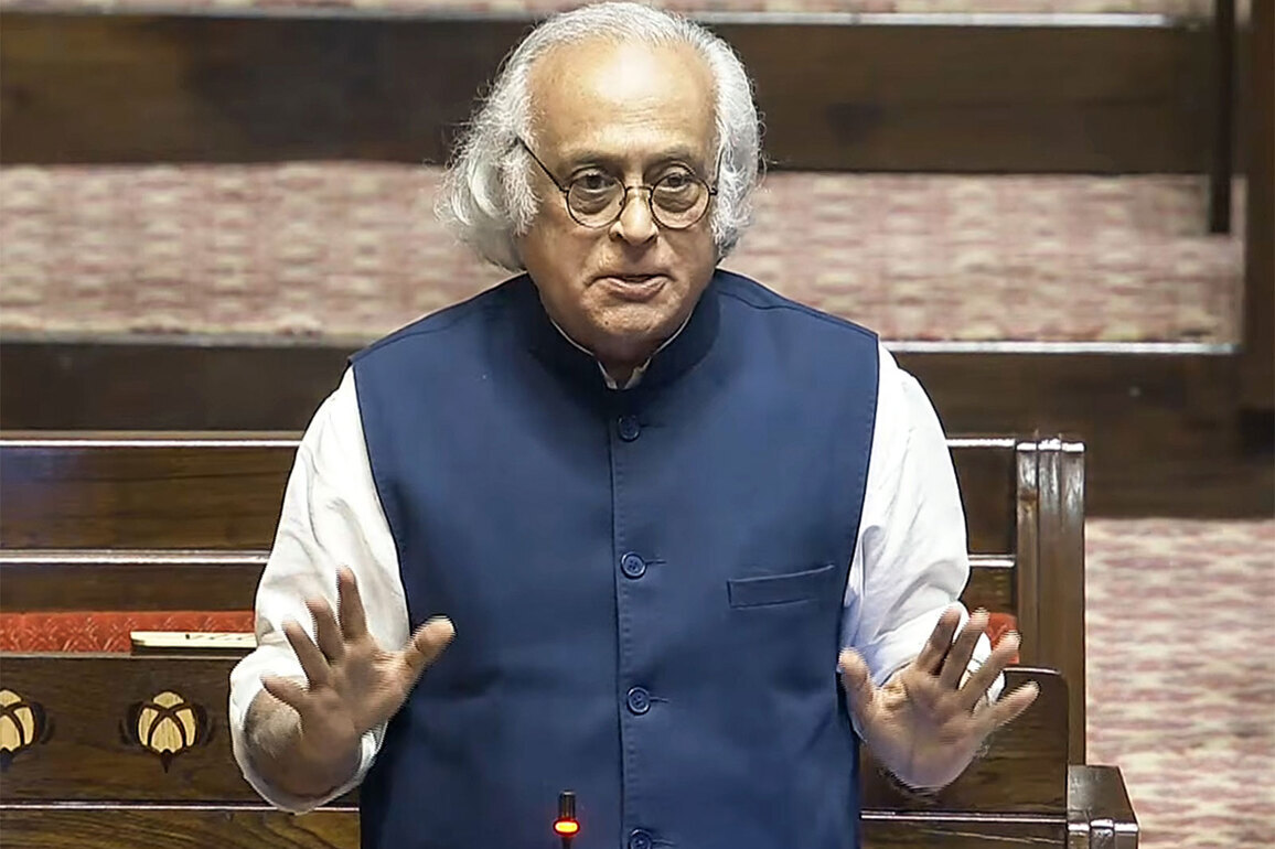 Former Environment Minister Jairam Ramesh slams Centre for taking credit for Great Indian Bustard conservation in Kutch