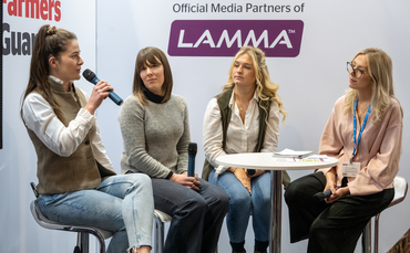 farmersguardian.com - Emily Ashworth - Regrets, opportunities and carving your own path - Q&A with Clarkson's farm star Harriet Cowan, and podcasters Rebecca Wilson and Charlotte Ashley