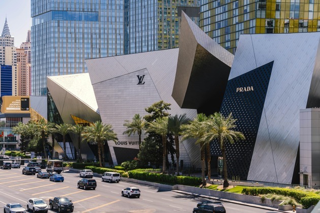 Fashion giants asked for files as Italy probes worker exploitation