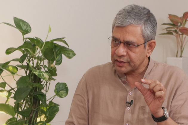 "Last year we exported Rs 35,000 crore components to China": Ashwini Vaishnaw