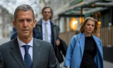  Beny Steinmetz chega para julgamento em Genebra/AFP