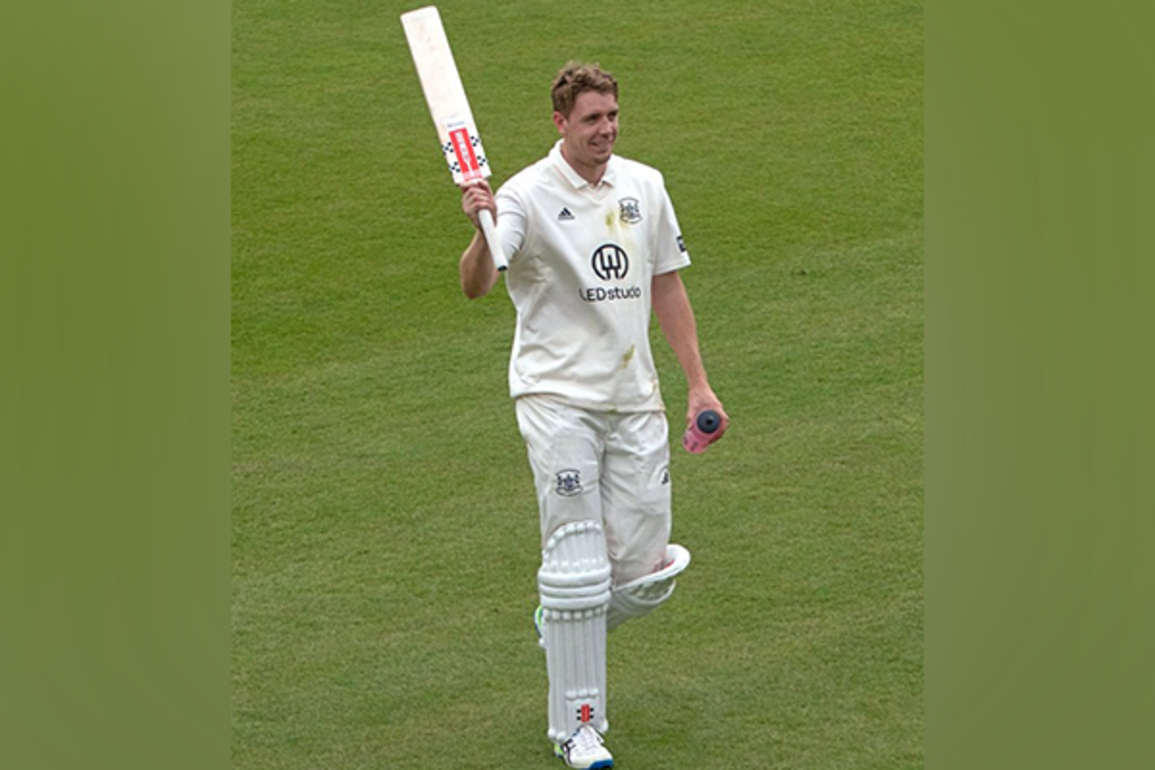 Cameron Green scores century for Gloucestershire on his return to cricket after injury in England County against Kent