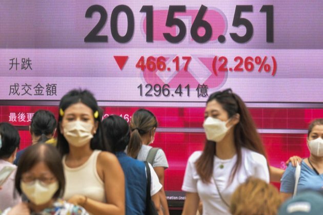 Asian markets drop amid rising US-China tensions