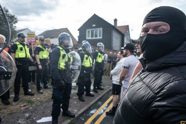 Epping hotel riot was sparked by one thing - and it wasn't the police - UK