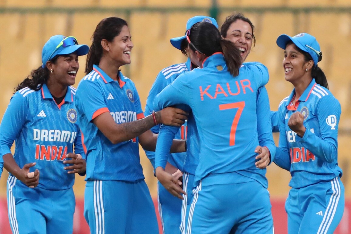 India women win toss, opt to bowl in third T20I against Sri Lanka