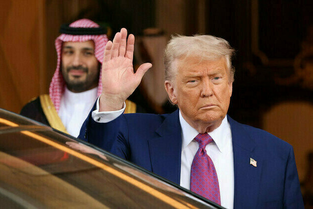 Saudis use burgers to impress Trump 
