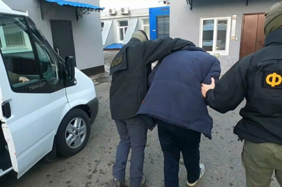 Kiev-linked terrorist group spy arrested in Russia  FSB 