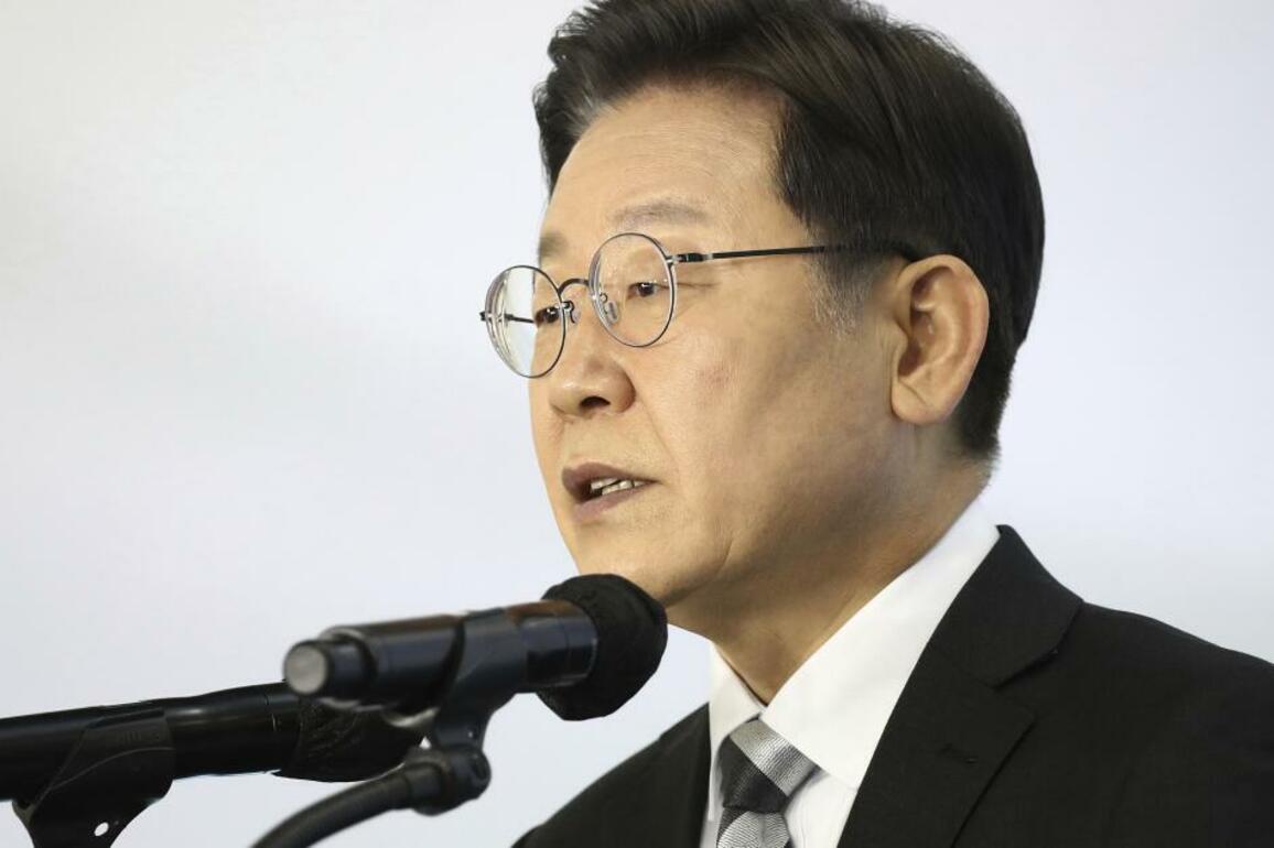 How a former factory worker rose to South Koreas presidency&nbsp;