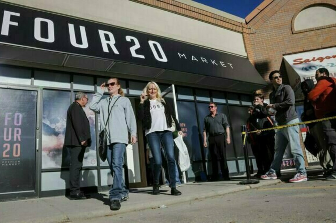 Cannabis retail expansion in Canada came with only a small uptick in the number of consumers