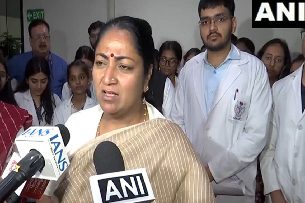 Surprised by their work: Delhi Rekha Gupta lashes out at AAP government over mismanagement of Maulana Azad Hospital