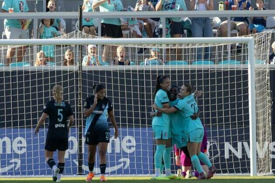 NWSL roundup: Current blank Gotham for 4th straight win