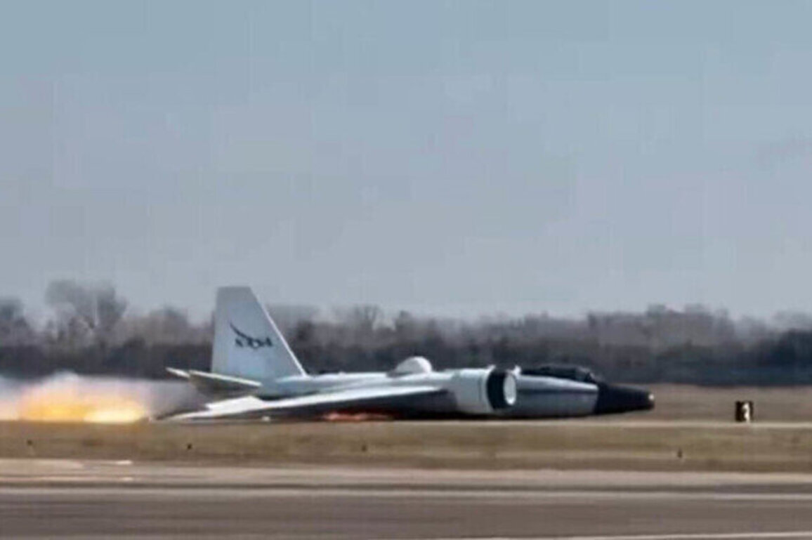 NASA plane makes fiery emergency landing in Texas 