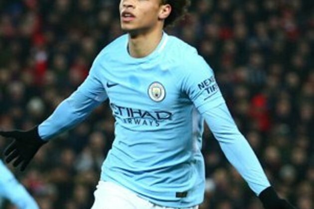 Man City pile on misery for Man Utd to go back top