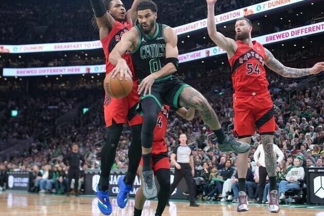 Jaylen Brown, Jayson Tatum guide Celtics to big win over Raptors