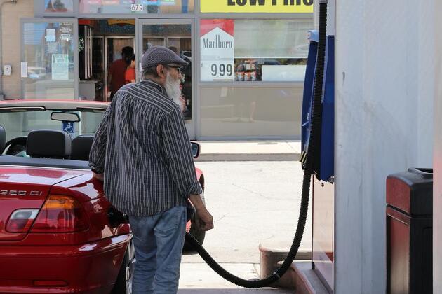 Roundup: From gas to groceries, rising prices weigh on U.S. consumers
