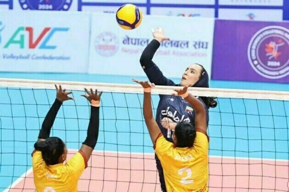 Irans Womens Volleyball Team Arrives in Hanoi