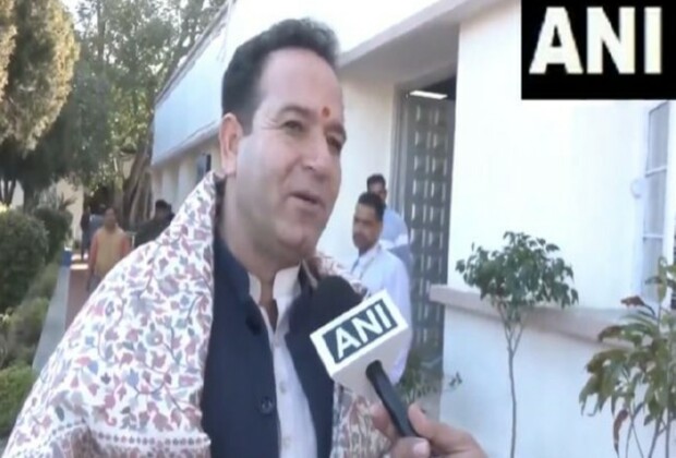 'Article 370 no longer an issue, it's a 'closed chapter': JK LoP Sunil Sharma slams Mehbooba Mufti remark