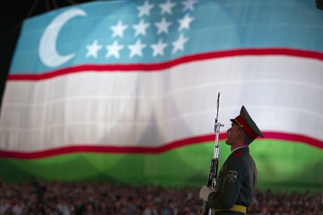 Uzbekistan Faces Choice Between Closer Ties to US, Russia
