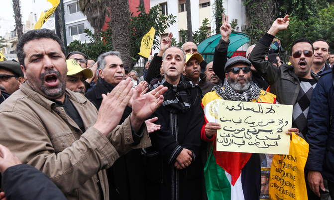 Hundreds protest Morocco trial of journalists Hundreds protest Morocco trial of journalists