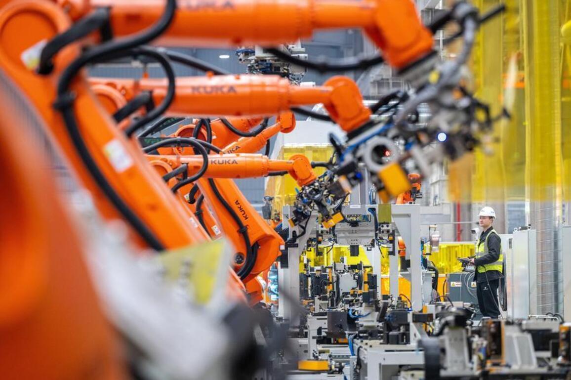 Online Gallery | Intelligent Manufacturing Unlocks Future Factories