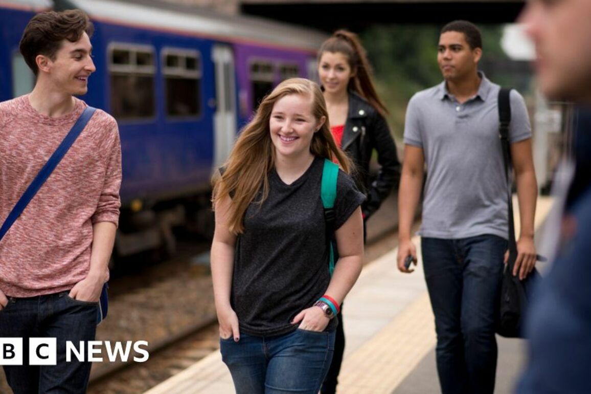 Train driver minimum age to be lowered to 18