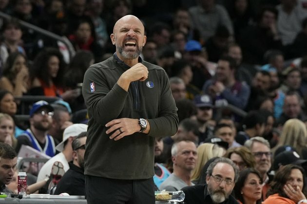 NBA roundup: Mavs win game but lose Luka Doncic
