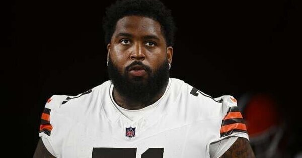 NFL fines Browns T Tytus Howard for tripping