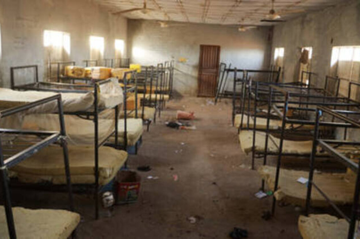 Dozens of kidnapped Nigerian schoolgirls rescued - officials