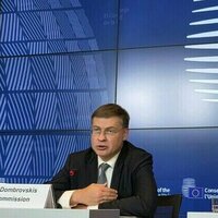 EU prepares to offer Ukraine Russias frozen billions