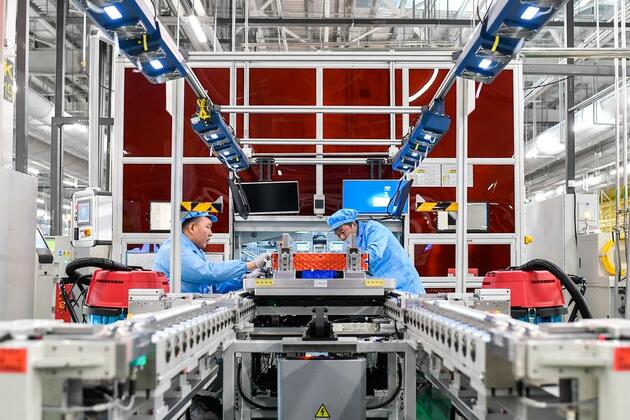China's EV battery recycling boom fuels green transition, taps global market