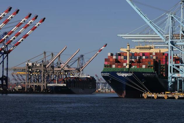 California port officials hope for long-term deal with China after hit by tariff tensions