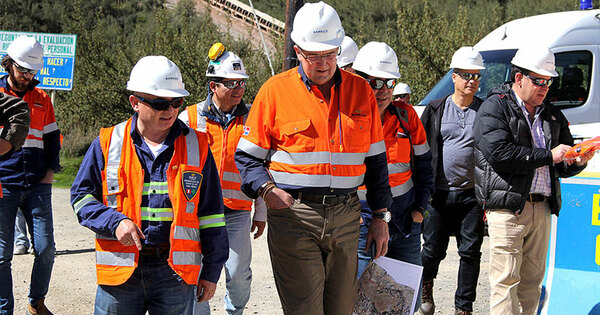 Barrick forecasts 30% growth, approves Reko Diq