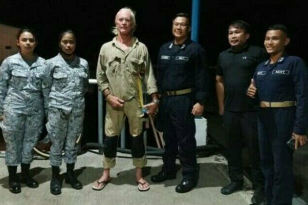 Navy rescues Australian aboard drifting yacht off Zamboanga