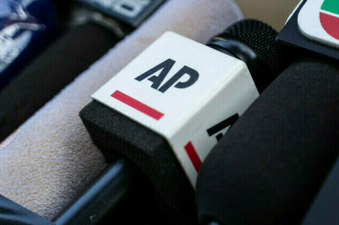 White House ordered to reinstate AP