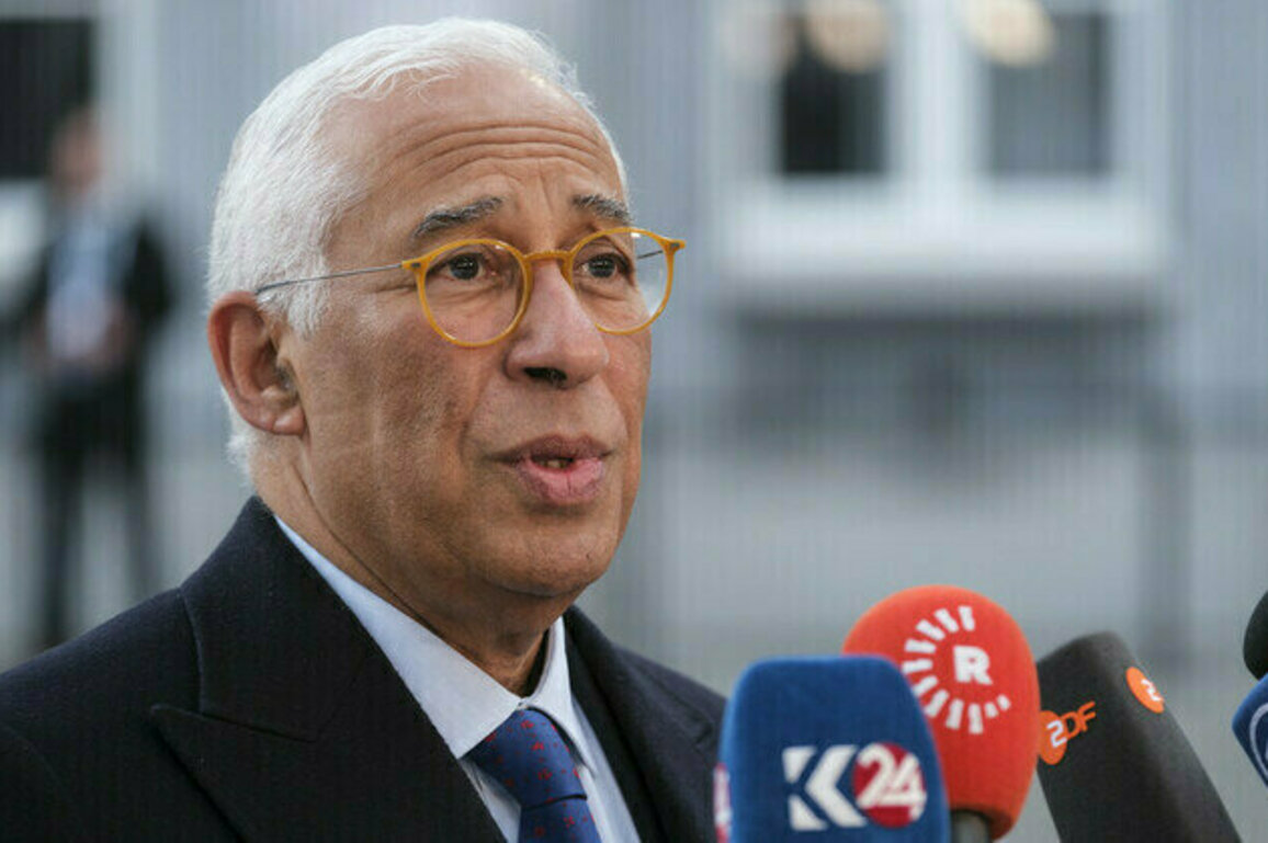 EU capital flight tops $300 billion  European Council president