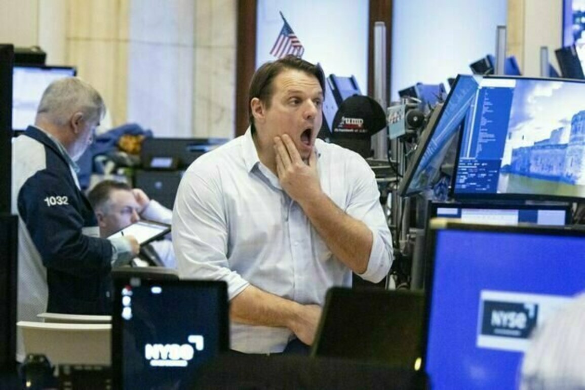 Financial markets are tanking. Here's why it's best not to panic