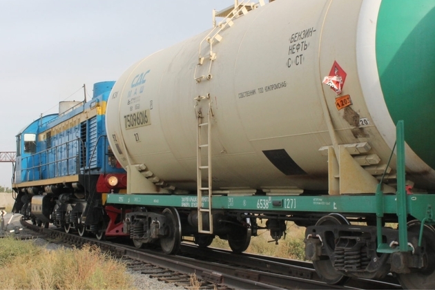 Russian companies court North Korea with fuel, fertilizer and construction bids