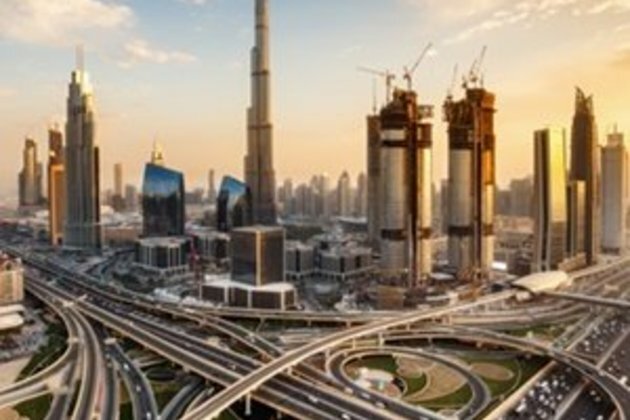 Dubai opens doors to business startups
