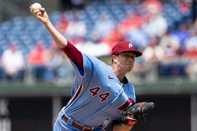 Braves look to end Phillies' hot pitching run