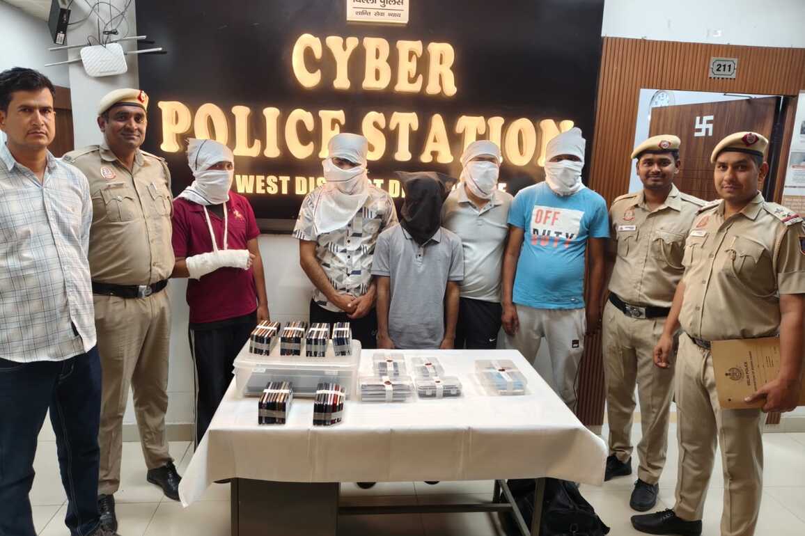 Delhi: West district cyber team busts 40 crore fraud network, 35 accused arrested