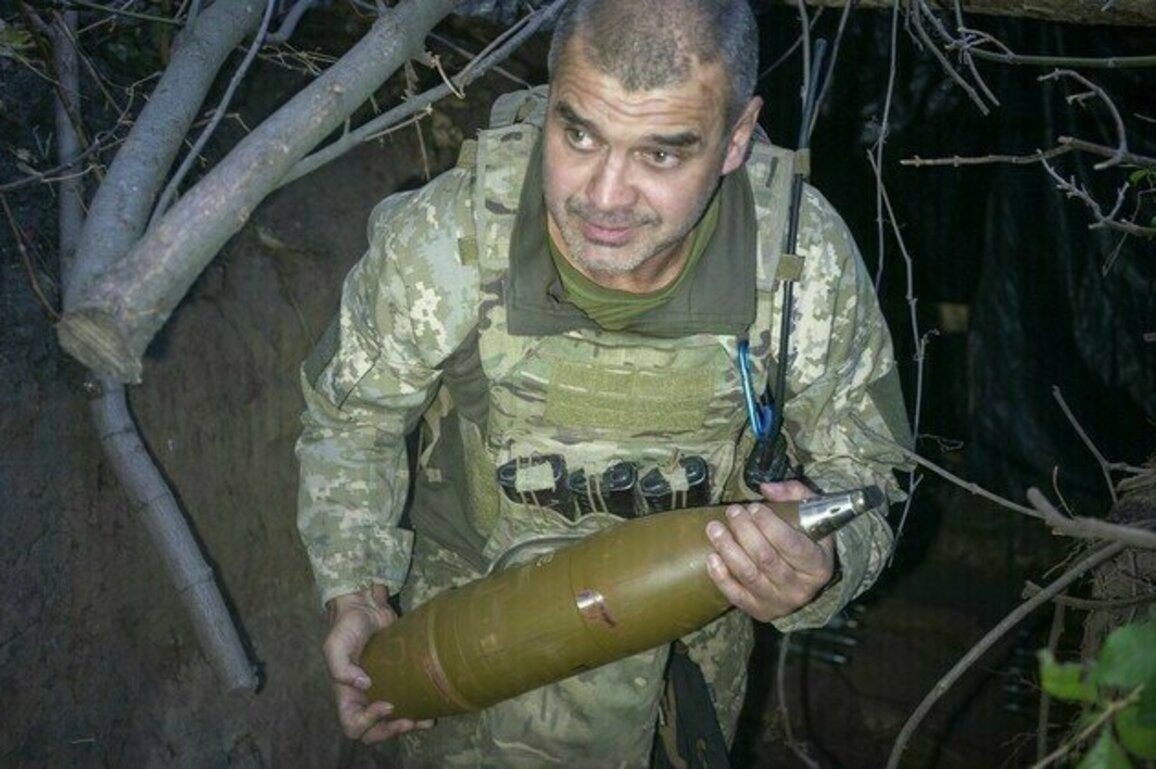 Ukrainian military plagued by overspending  NYT