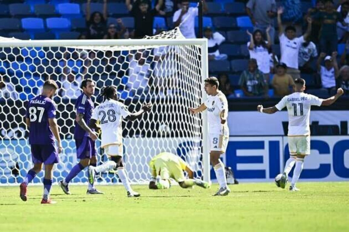 Last-place Galaxy hope to continue recent success vs. Dynamo