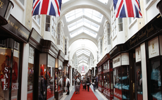 UK retail sales rise 6.9% in December but headwinds loom
