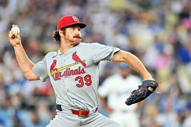 Miles Mikolas, Cardinals take aim at reeling Rockies